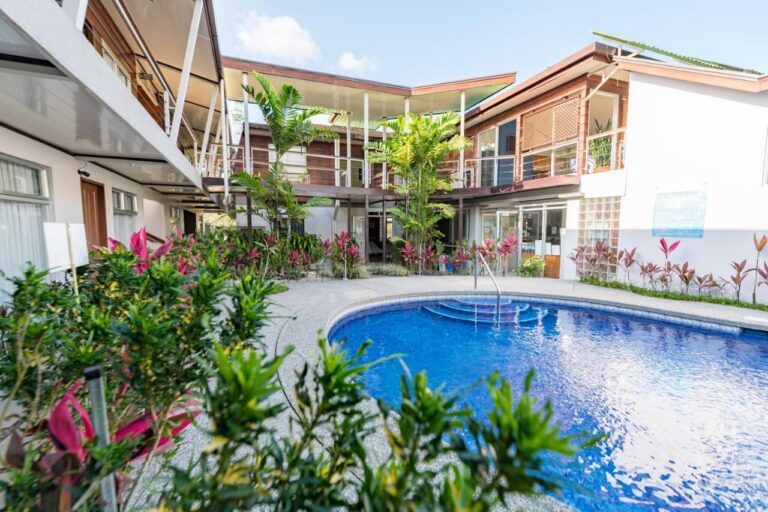 hotel arenal rabfer