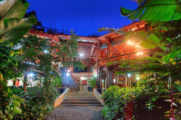 playa nicuesa rainforest lodge