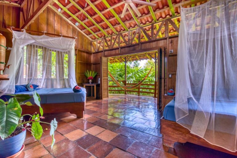 selva bananito lodge
